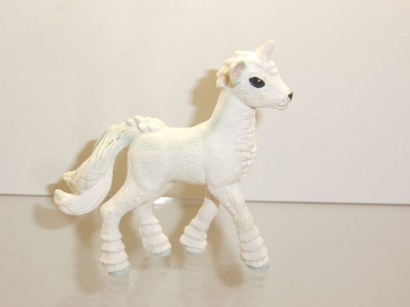Schleich: Bayala: Fabelwesen Eiseinhornfohlen Takkiti 70487 Schleich: Bayala: Fabelwesen Eiseinhornfohlen Takkiti 70487