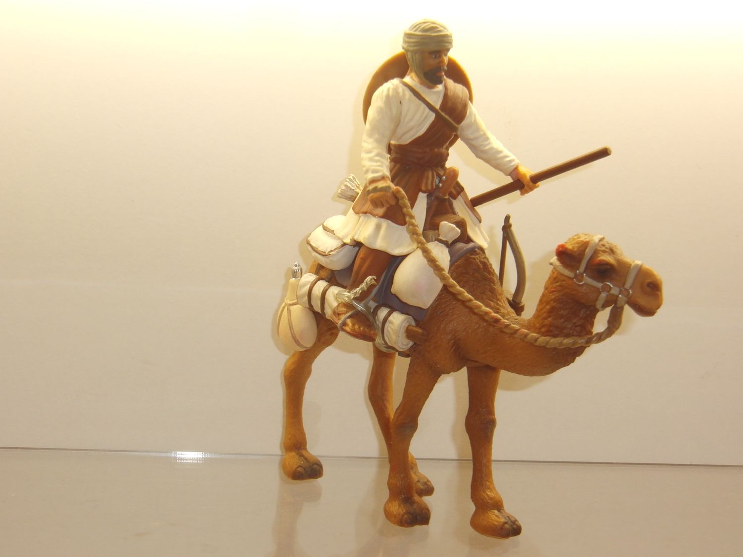 Schleich: 70041 Beduine auf Dromedar Schleich: 70041 Beduine auf Dromedar