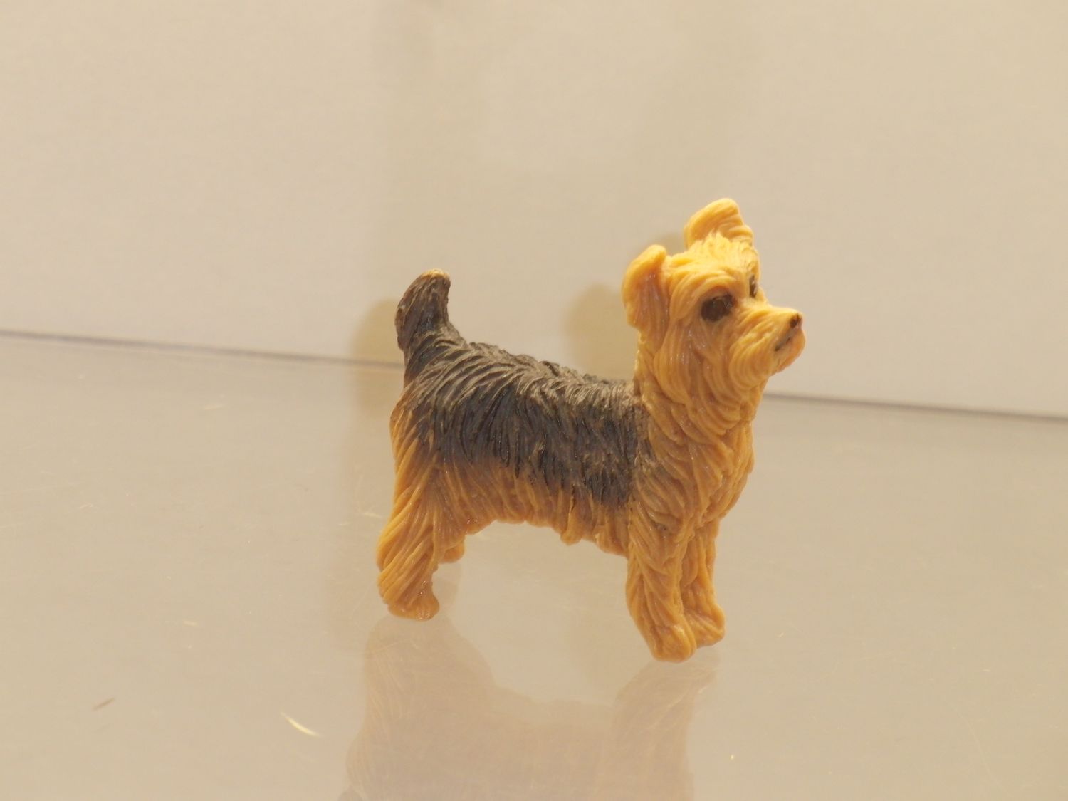 Schleich: 13876 Yorkshire Terrier Schleich: 13876 Yorkshire Terrier