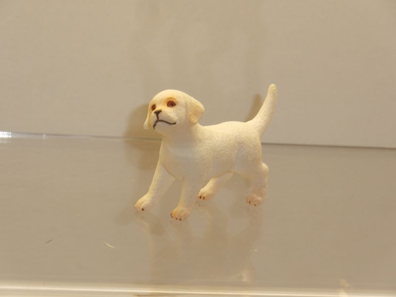 Schleich: weißes Hundewelpen Schleich: weißes Hundewelpen