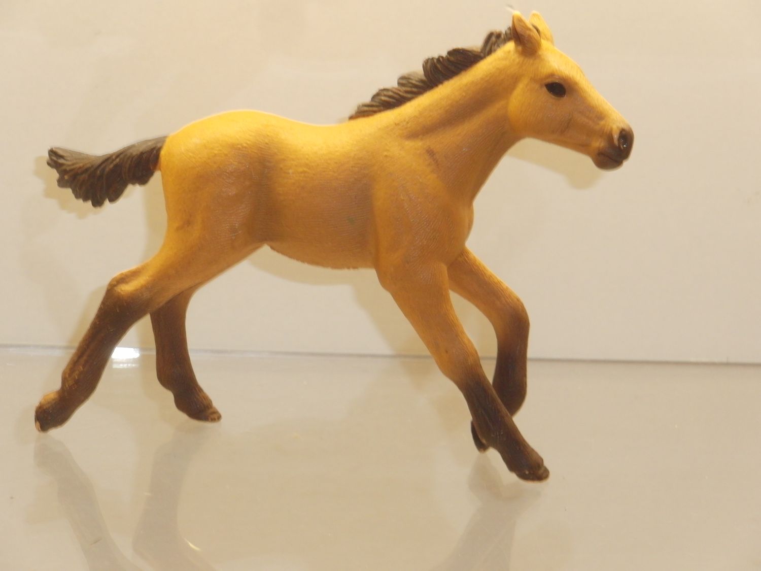 Schleich: 13807 Mustang Fohlen hellbraun Schleich: 13807 Mustang Fohlen hellbraun