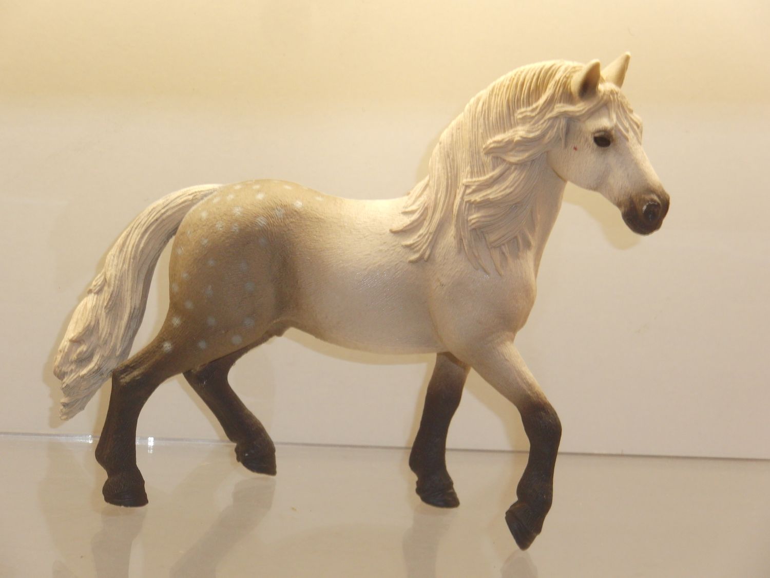 Schleich: 13821 Andalusier Hengst, helle Mähne Schleich: 13821 Andalusier Hengst, helle Mähne
