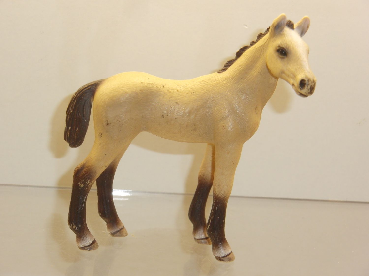 Schleich: 13702 Achal Tekkiner Fohlen Schleich: 13702 Achal Tekkiner Fohlen