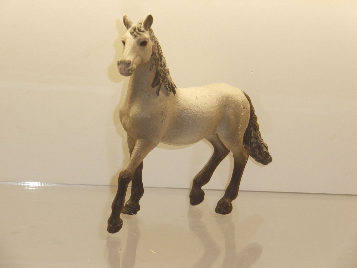 Schleich: 13924 Pura Raza Espanola Jungpferd Schleich: 13924 Pura Raza Espanola Jungpferd