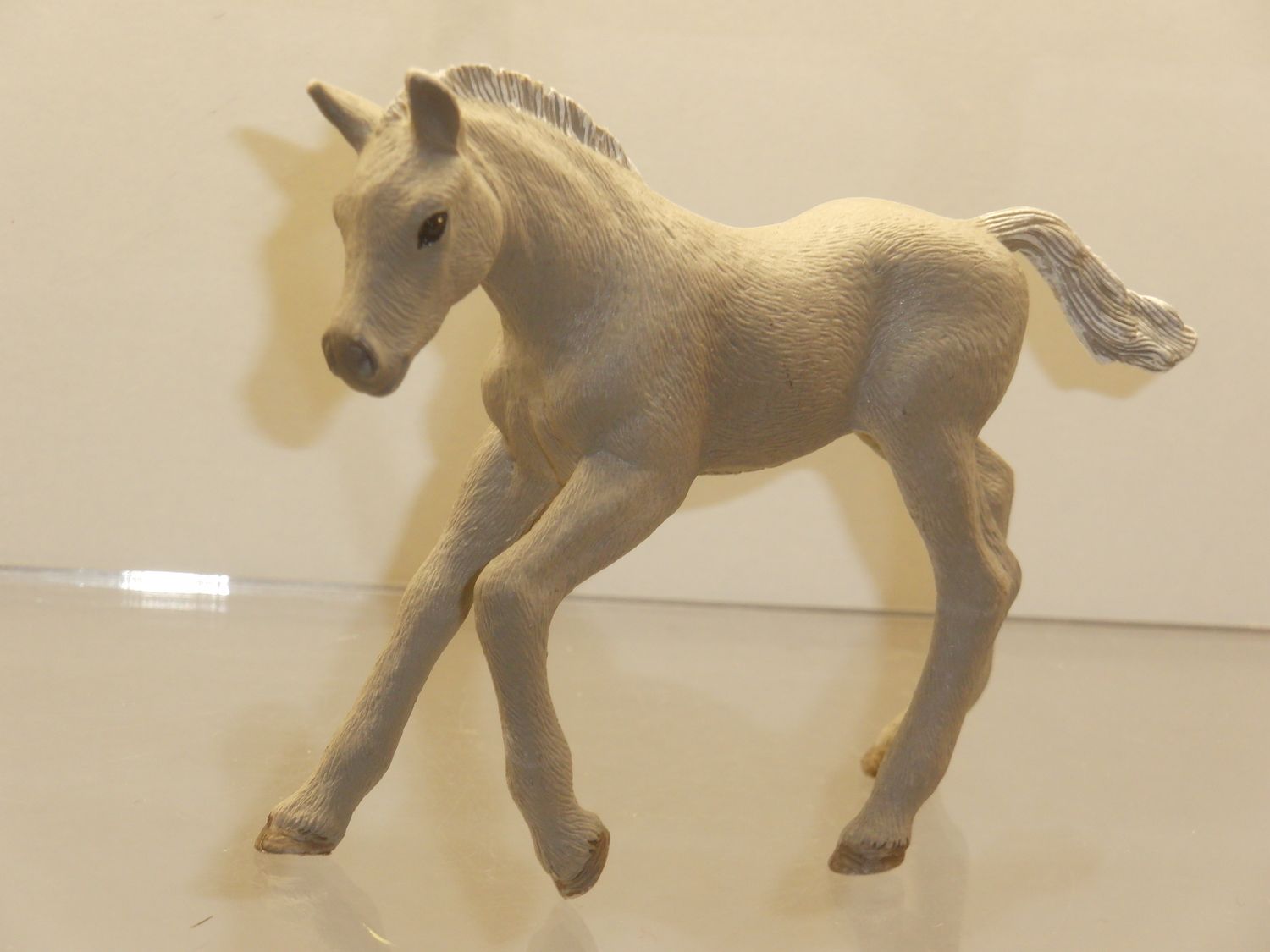 Schleich: graues Fohlen 2018 aus Heft Schleich: graues Fohlen 2018 aus Heft