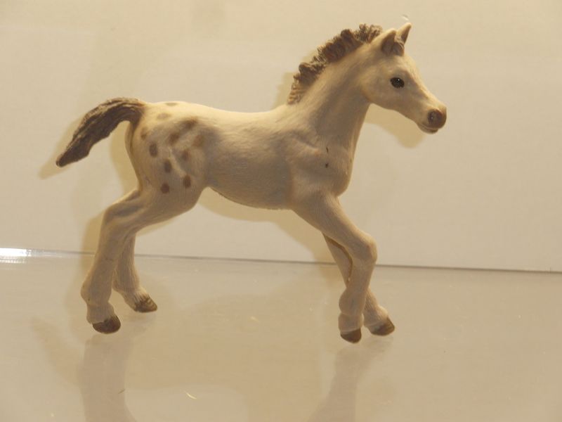 Schleich: 83015 Hannoveraner Fohlen aus Heft 20/19 Schleich: 83015 Hannoveraner Fohlen aus Heft 20/19