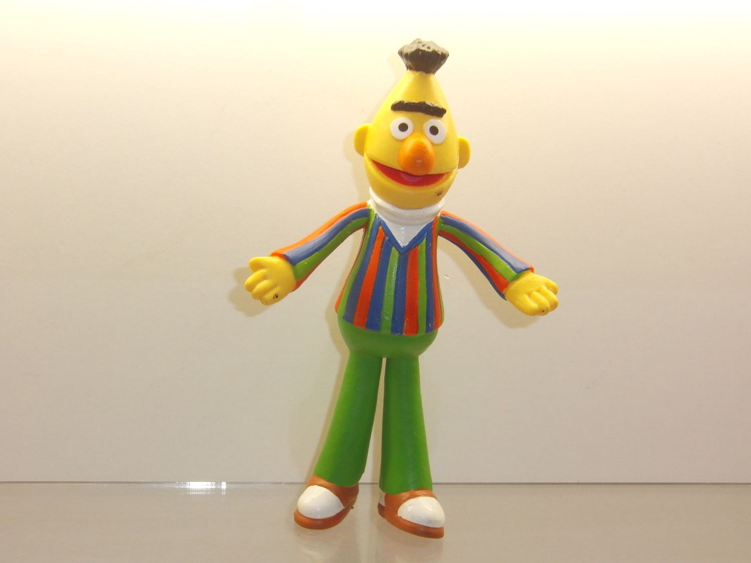 Sesamstraße: Applause: Bert als Biegefigur Sesamstraße: Applause: Bert als Biegefigur