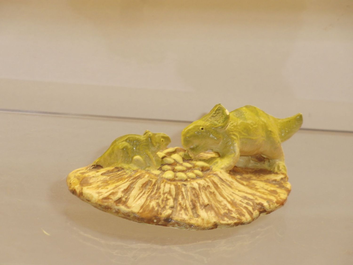Schleich: Carnegie Collection: 15415 Protoceratops Schleich: Carnegie Collection: 15415 Protoceratops