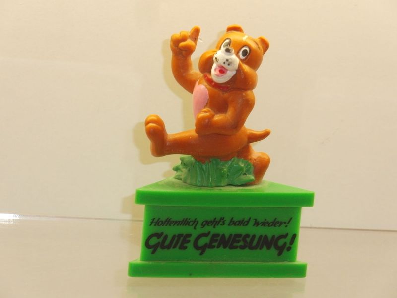 Tom & Jerry: Schleich 1981: 3. Serie: Spike auf Dreieckssockel Tom & Jerry: Schleich 1981: 3. Serie: Spike auf Dreieckssockel "Gute Genesung"
