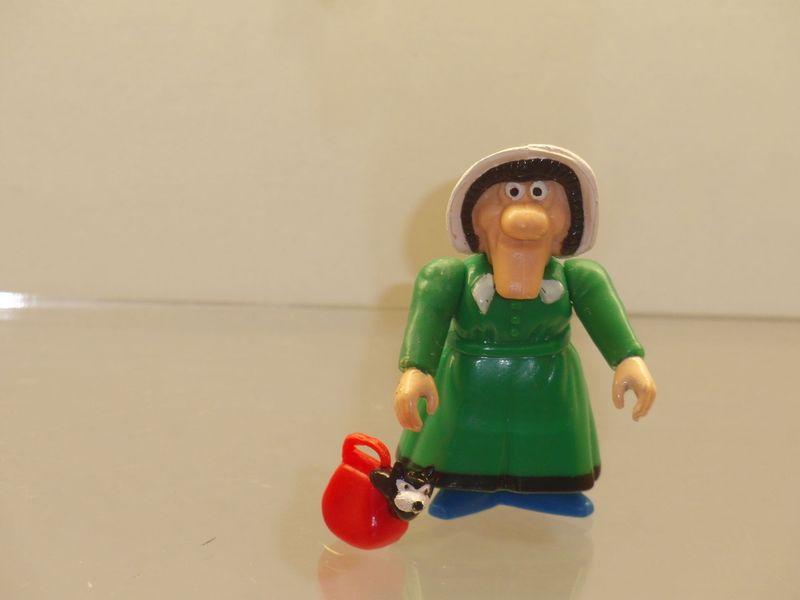 Lucky Luke: Quick 1996: Ma Dalton mit Tasche als bewegliche Figur Lucky Luke: Quick 1996: Ma Dalton mit Tasche als bewegliche Figur