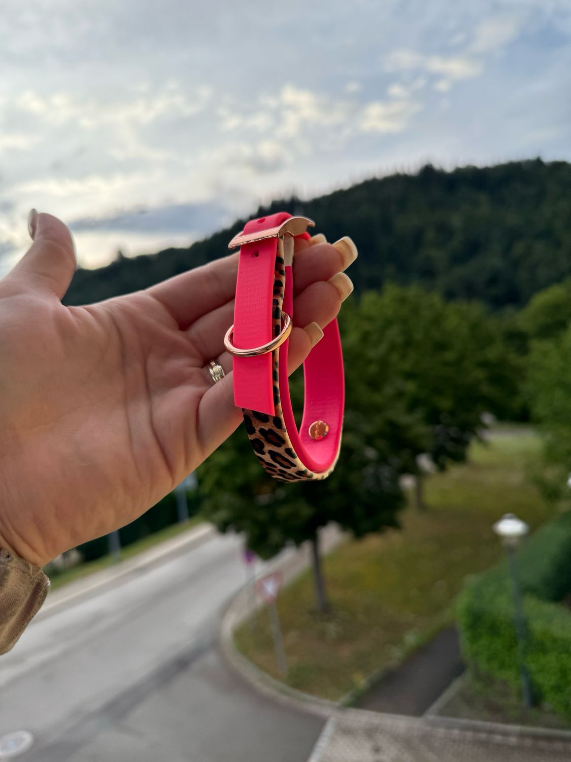 Halsband Biothane Leo Print ( 22-25cm )