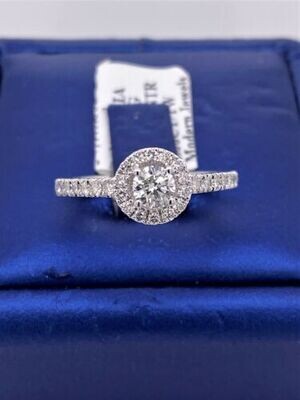 14k White Gold 1.00 CT Diamond Halo Engagement Ring, Size 7, 3.2gm 14k White Gold 1.00 CT Diamond Halo Engagement Ring, Size 7, 3.2gm
