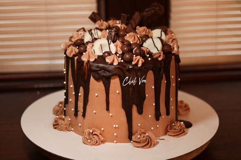 SEXY CHOCOLATE BIRTHDAY CAKE