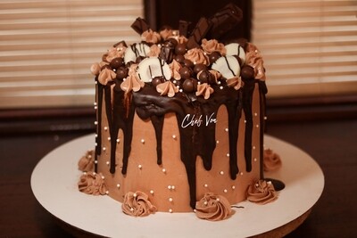 SEXY CHOCOLATE BIRTHDAY CAKE