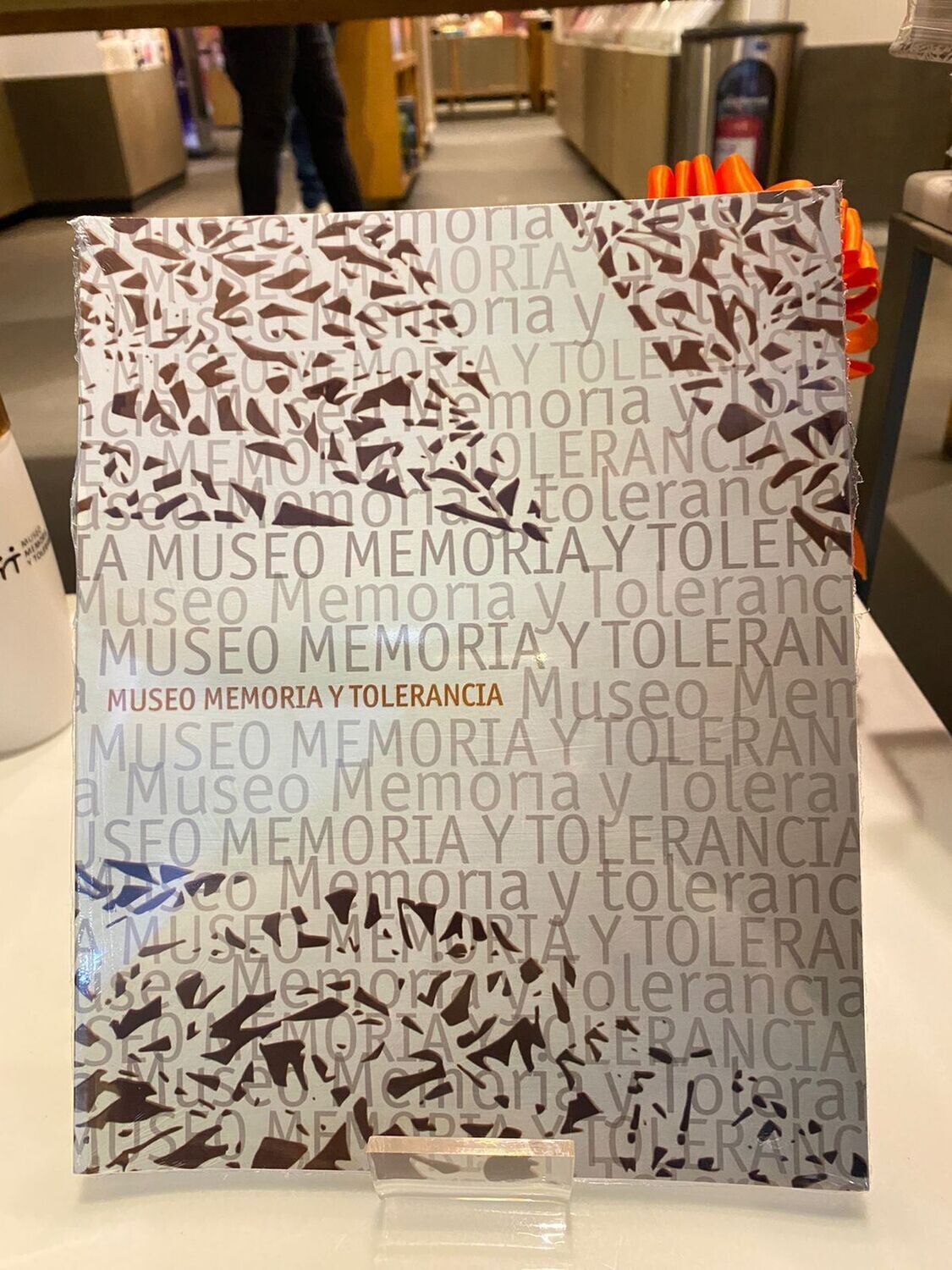 Libro Museo Memoria y Tolerancia