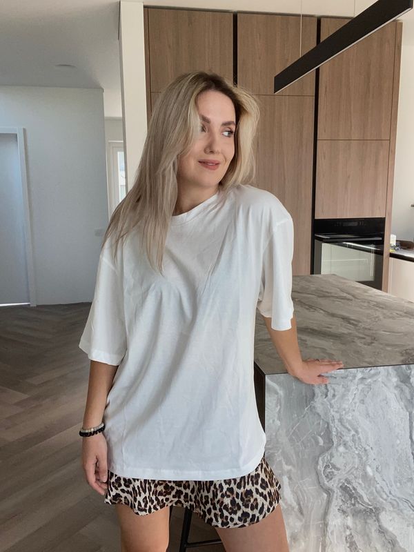 Oversized medvilnės marškinėliai