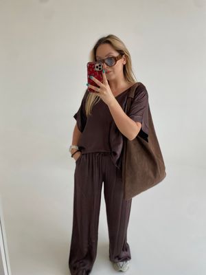 Oversized laisvalaikio kostiumėlis