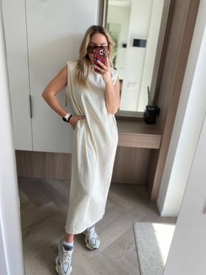 Ilga suknelė su linu