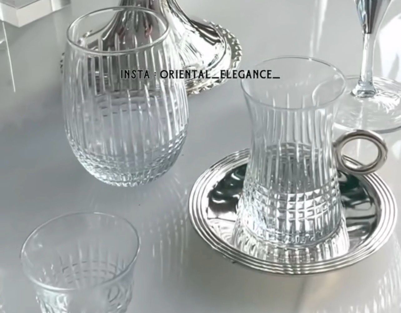 Tea Set Line Theme