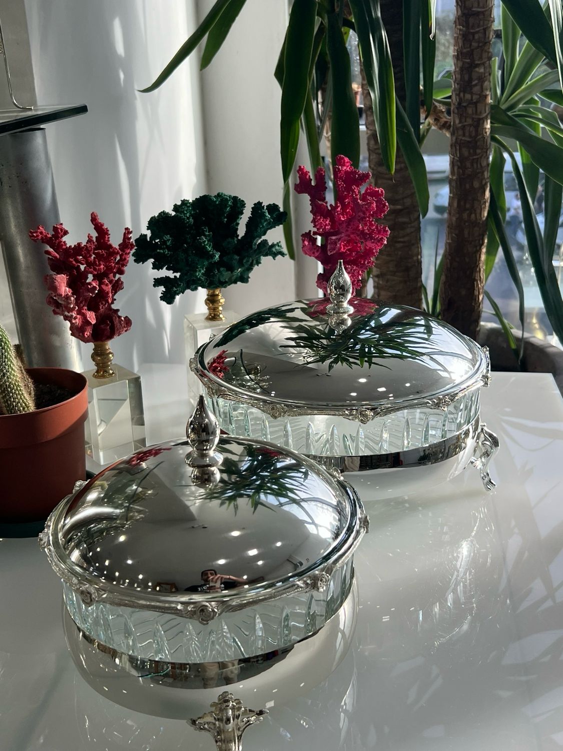Chocolate bowl set with cover