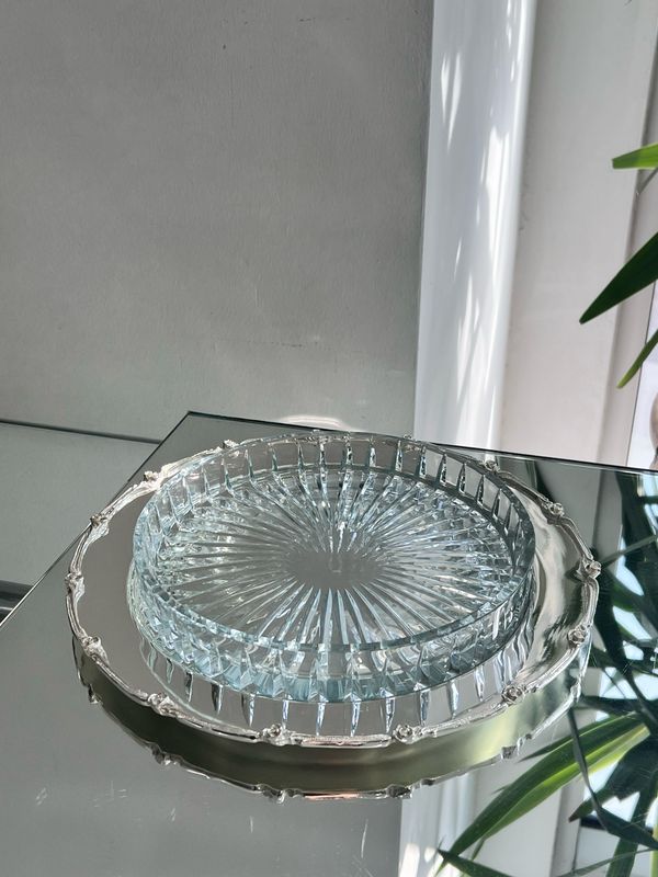 Luxury Crystal Serving Plate with Silver-Plated Base