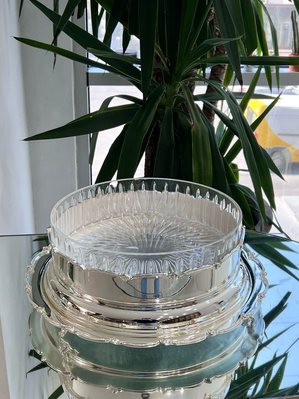 Round Glass Serving Plate with Silver-Plated Copper Base