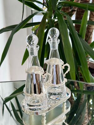 Elegant Glass Oil &amp; Vinegar Cruet Set with Silver-Plated Details 