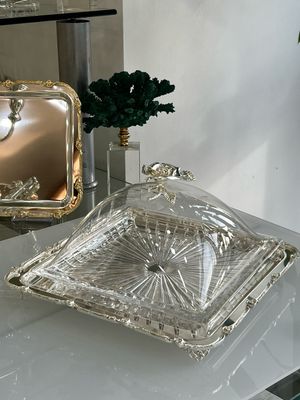 Sweet service plate with cover