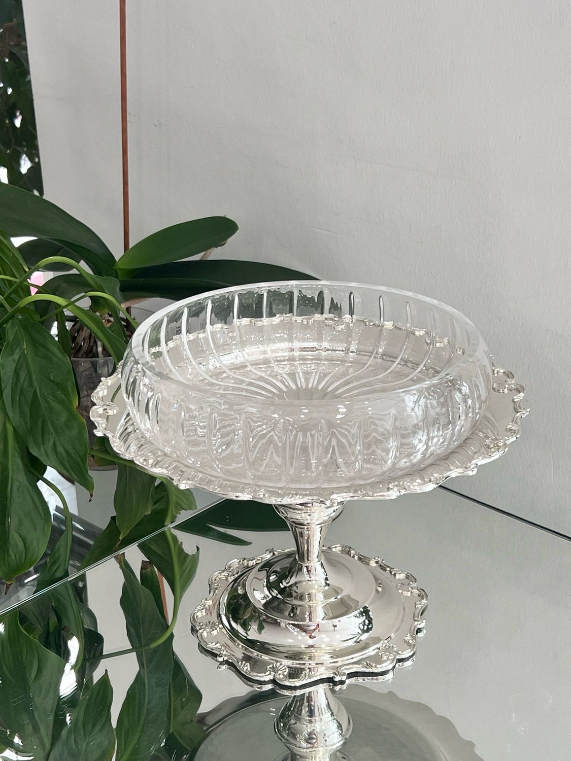 Elevated Serving Stand – Model istiridye