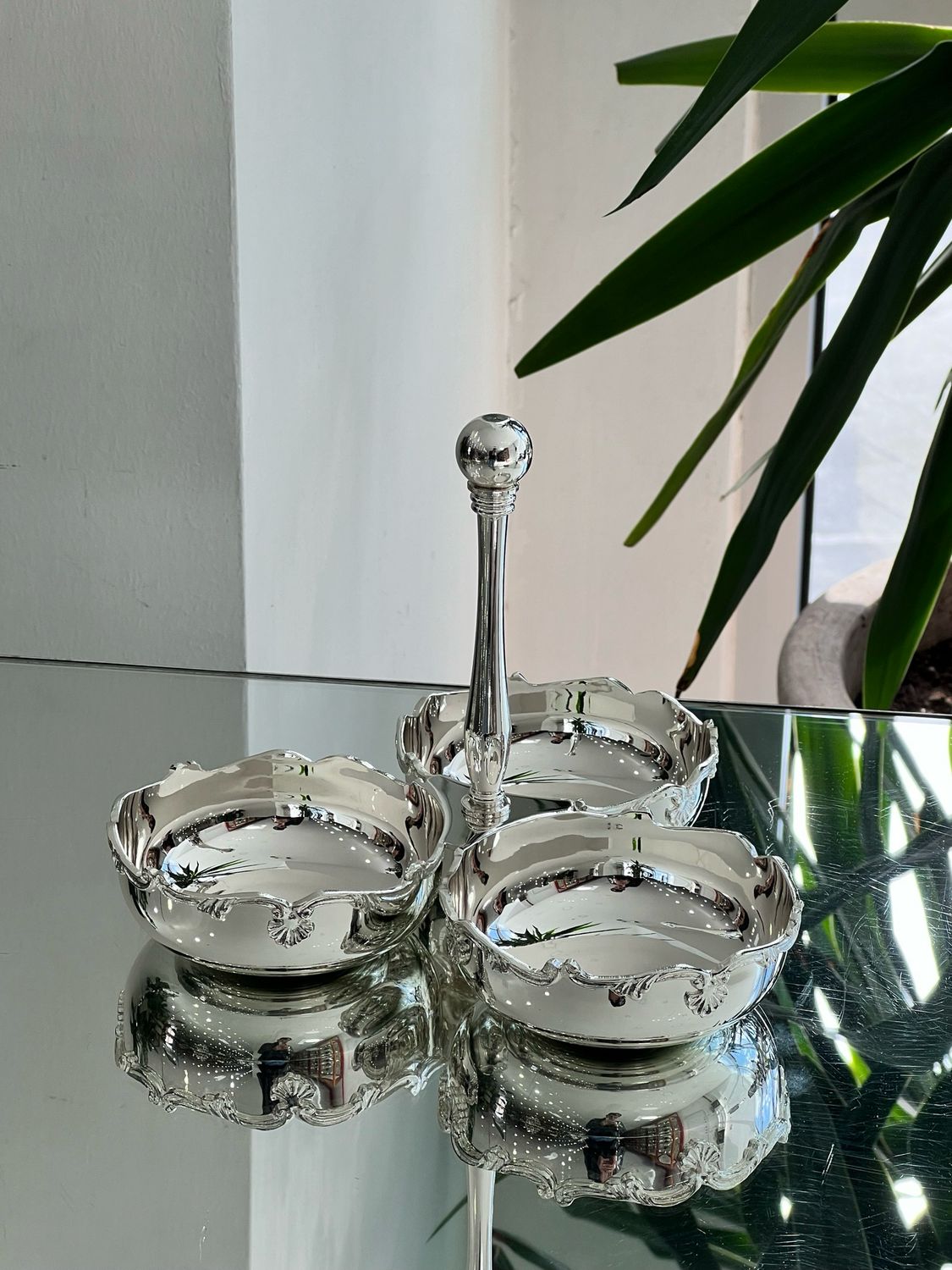 Triple Nut Serving Stand – Istiridye Model