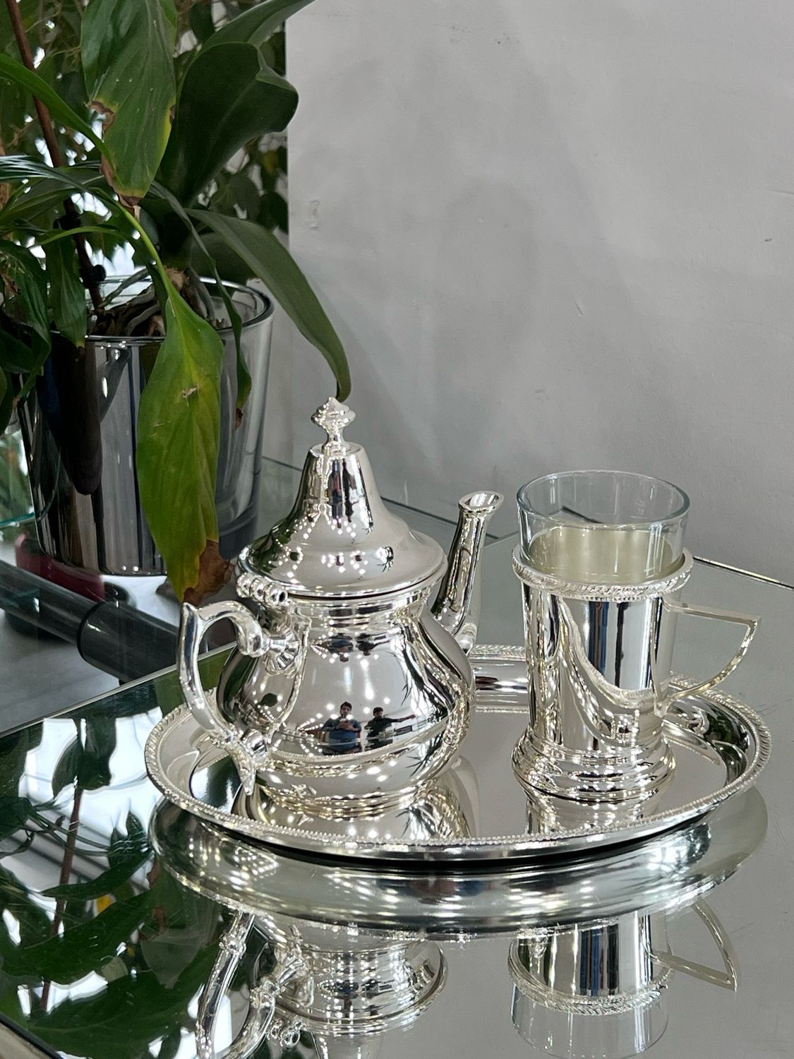 Premium Tea Serving Set – Copper Teapot + Tea Glass + Tray