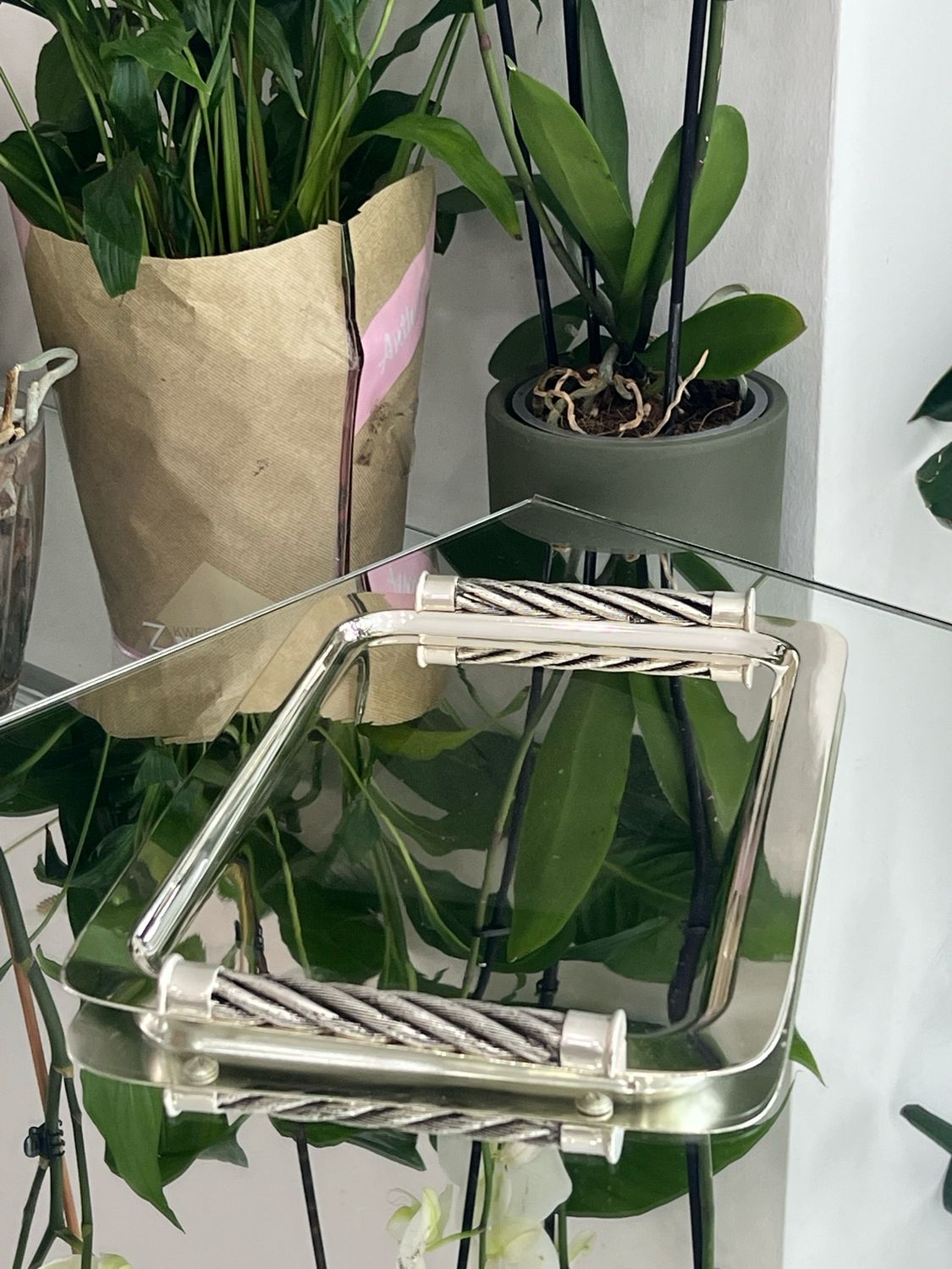  “Cable” Model Tray – Twisted Handle Design