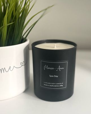 Spa Day Black Candle