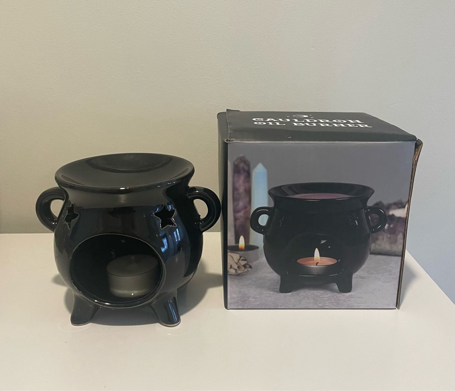 Black Cauldron Oil Burner