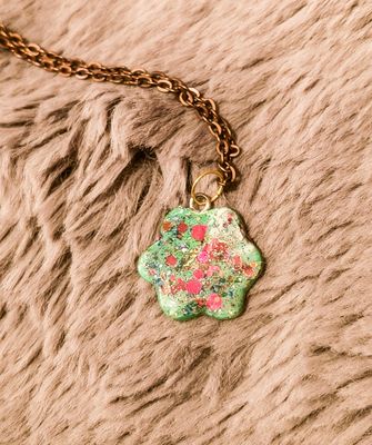 Green &amp; Pink Flower Necklace - M.V.G Skart