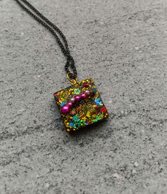 Pearl Resin Necklace - M.V.G Skart