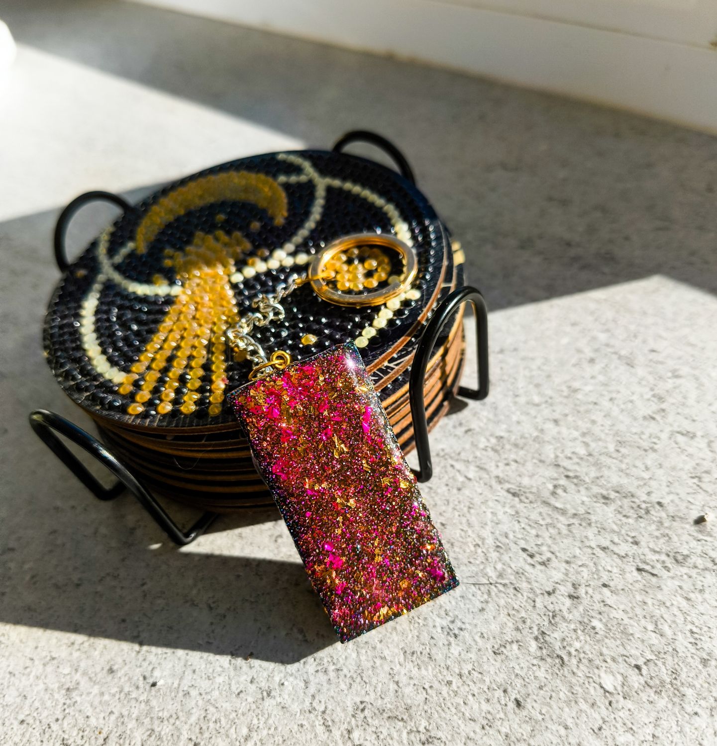 Pink &amp; Golden Resin keychain - M.V.G Skart