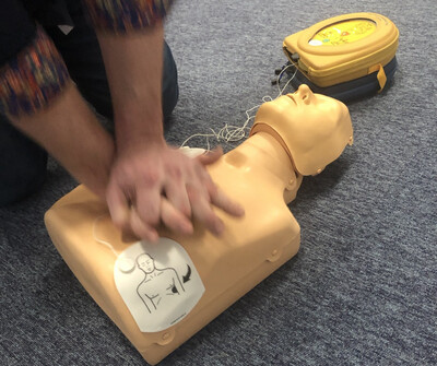 AN AED AND THE TRAINING