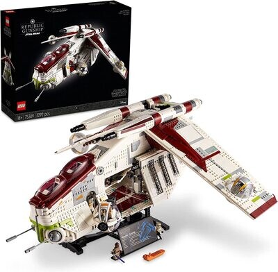 LEGO Star Wars Republic Gunship 75309 UCS Display Model Kit for Adults to Build, Ultimate Collector Series