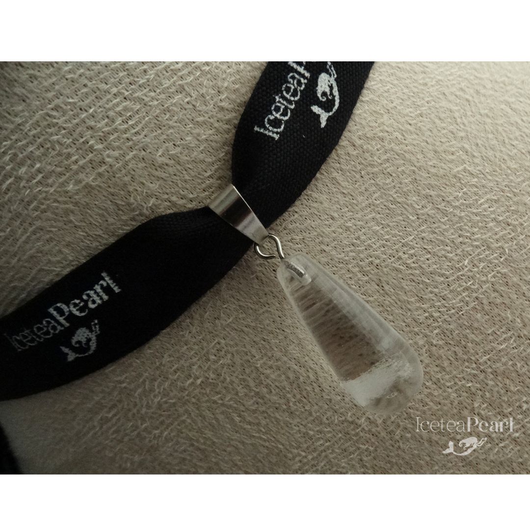 Random &quot;Water Drop&quot; Black Ribbon