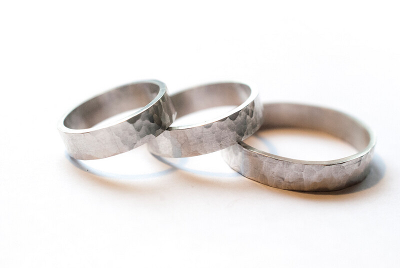 Hammered ring
