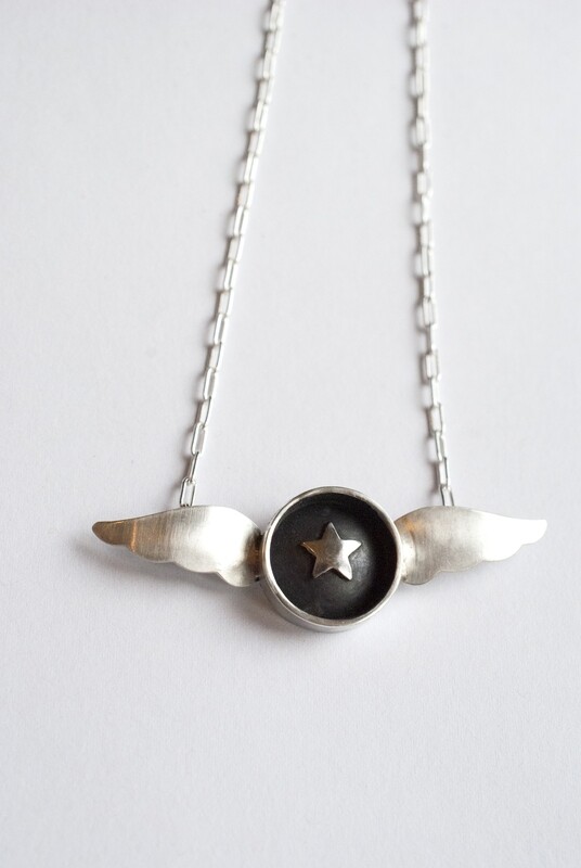 Memory Seeker pendant