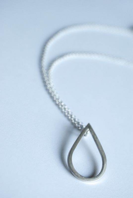 Raindrop pendant