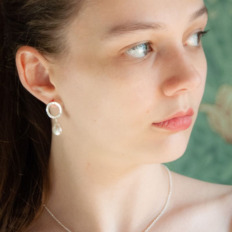 Loop &amp; Gem Pearl studs