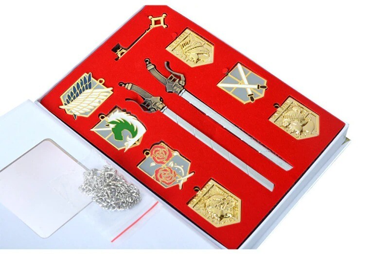 Attack On Titan swords collection &amp; pack