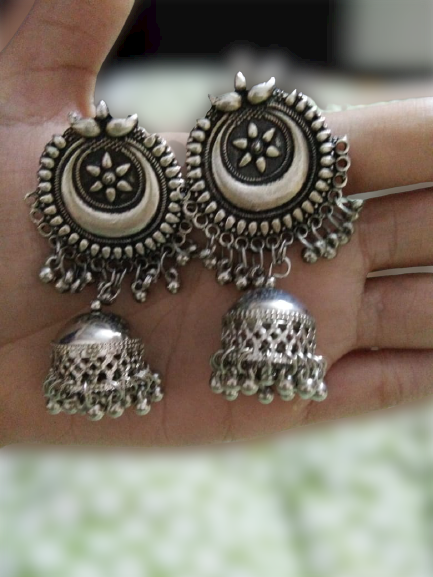 THRIFT EARRING