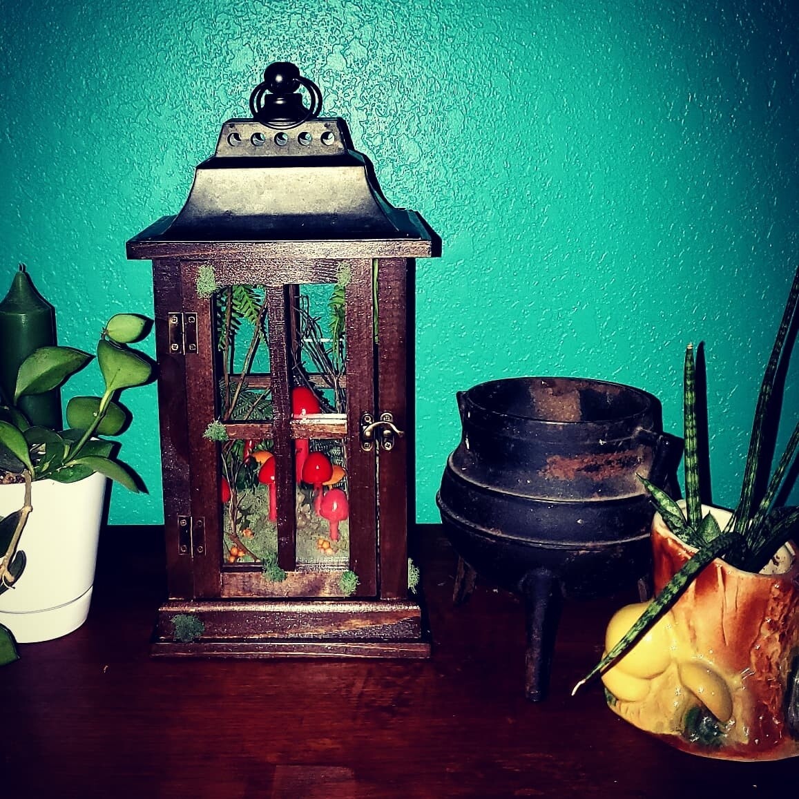 Scarlet Waxcap Lamp