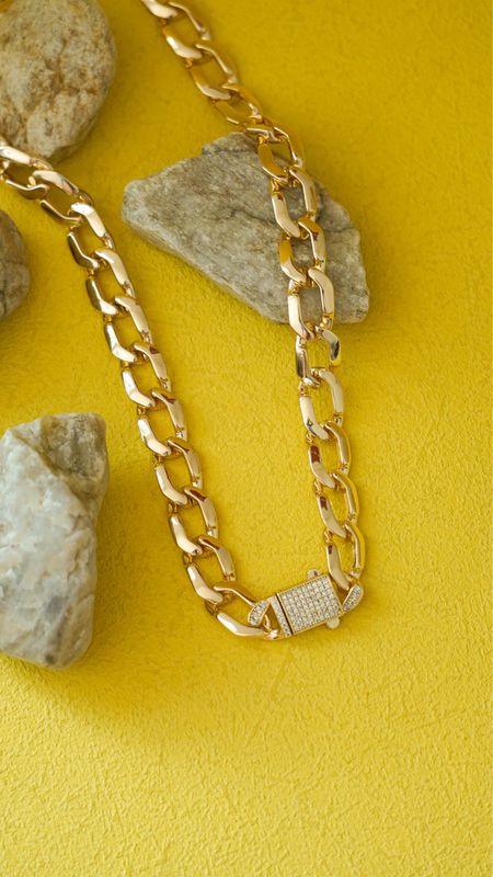 Andreia’s Chain Necklace