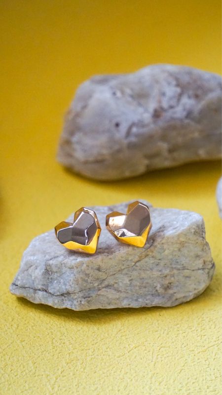 Minimalist Heart Earrings