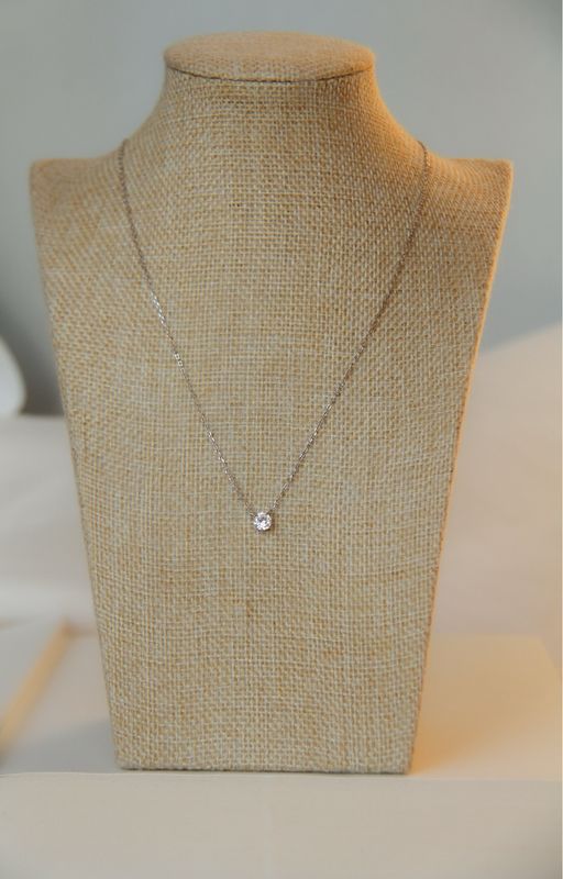 Maddison’s Necklace In White Rhodium